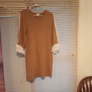New York & Company Tan Dress with White Sleeve Details